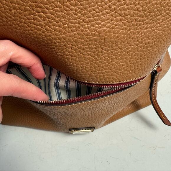 Dooney & Bourke Large Tan Pebble Hobo Shoulder Bag Purse - Picture 5 of 10